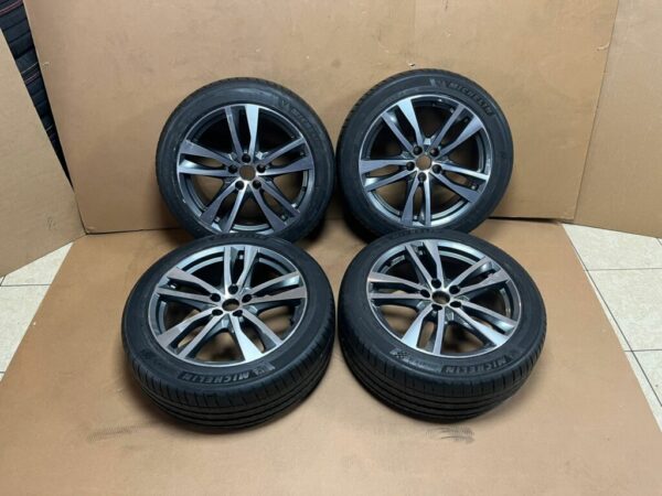 19 Inch Audi A6 4K Set Rims With New Tires 4K0601025H